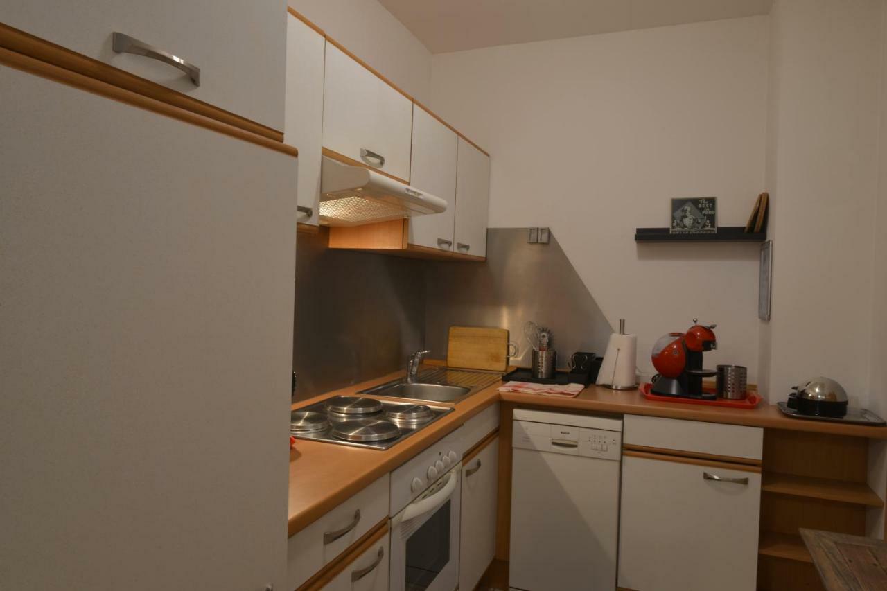 LG Cosy Apartment Korneuburg Buitenkant foto