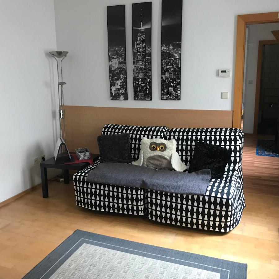 LG Cosy Apartment Korneuburg Buitenkant foto